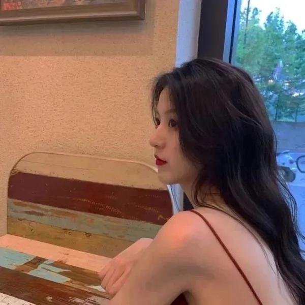 垂乳女
